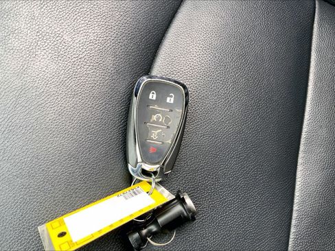 Used 2019 Chevrolet Equinox LT AWD/4WD image 15