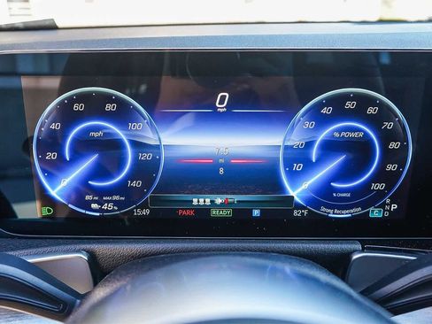 New 2025 Mercedes-Benz EQB 300 4MATIC image 25