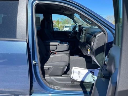 New 2026 Chevrolet Silverado 2500 Custom w/ Custom Value Package AWD/4WD image 12