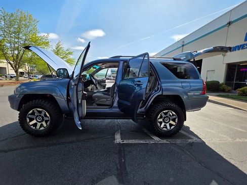 Used 2004 Toyota 4Runner SR5 image 23