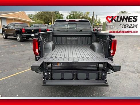 New 2026 GMC Sierra 1500 SLT w/ SLT Premium Plus Package image 24