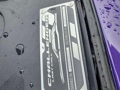 Used 2023 Dodge Challenger R/T image 40