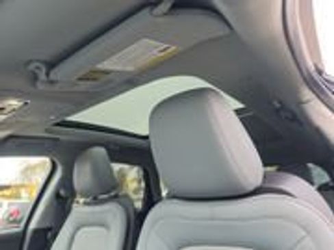 Used 2022 Lincoln Corsair FWD w/ Premium Package image 13