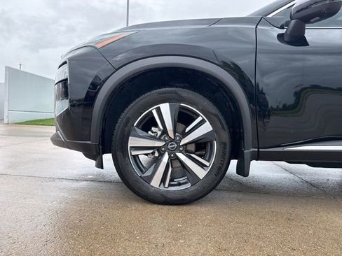 Used 2023 Nissan Rogue SL FWD image 11