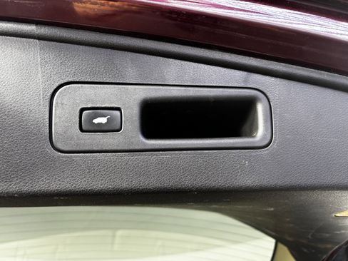Certified 2018 Acura MDX SH-AWD w/ Technology Package image 18