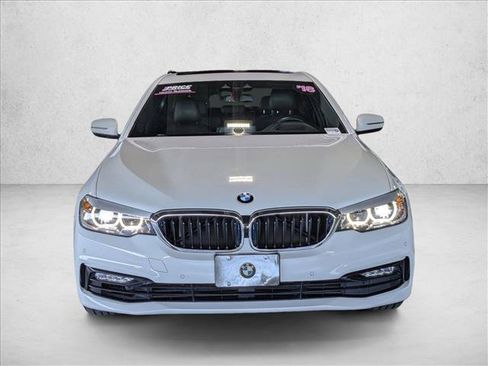 Used 2018 BMW 530e RWD image 2