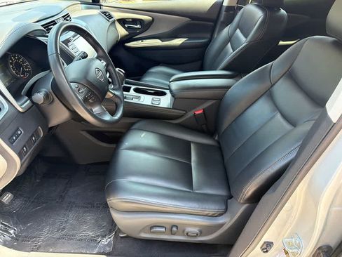 Used 2023 Nissan Murano SV AWD/4WD image 10