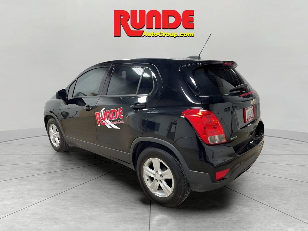 Used 2020 Chevrolet Trax LS FWD image 3