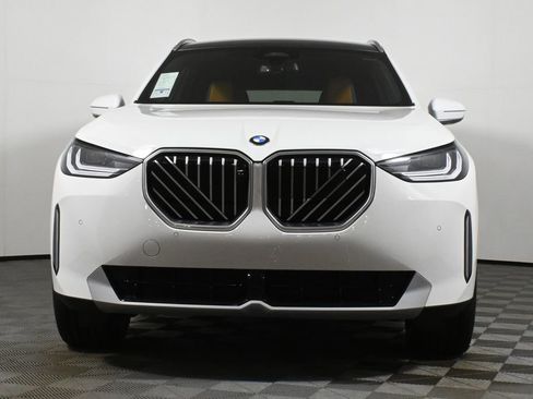 Used 2025 BMW X3 xDrive30i w/ Premium Package image 10