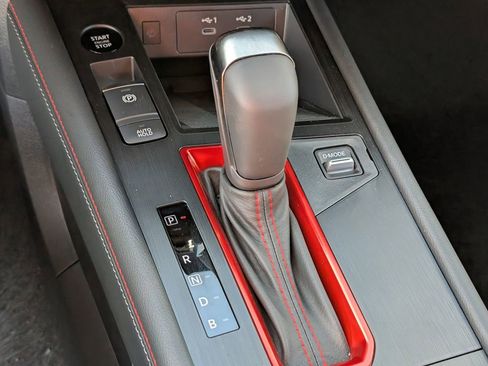 New 2025 Nissan Kicks SR image 28