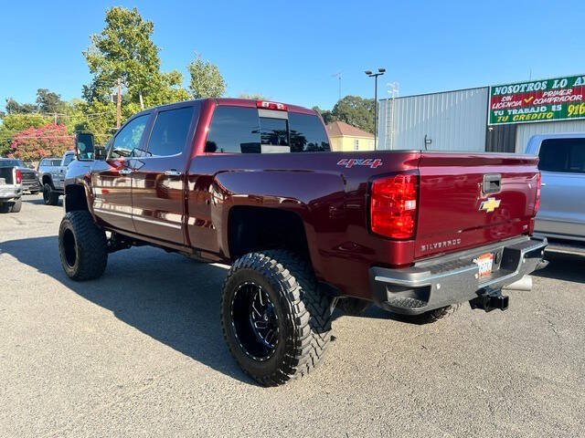 Used 2016 Chevrolet Silverado 2500 LTZ w/ Duramax Plus Package AWD/4WD image 9
