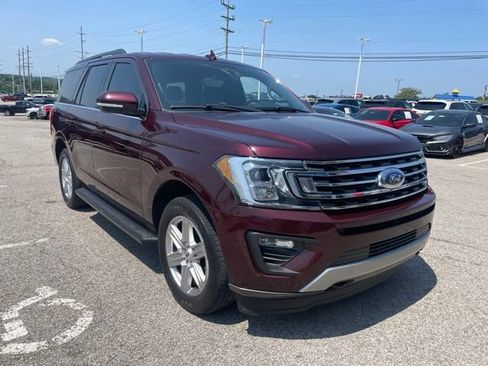 Used 2020 Ford Expedition XLT w/ Equipment Group 201A AWD/4WD image 3