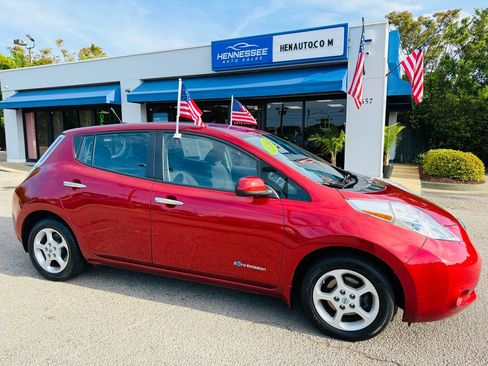 Used 2013 Nissan Leaf SV w/ LED & Quick Charge Pkg image 16