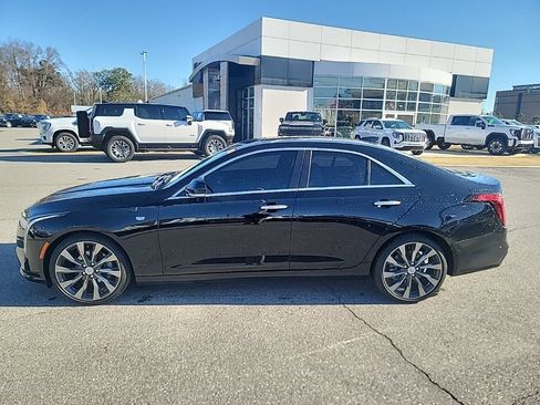 Used 2025 Cadillac CT4 Luxury image 4