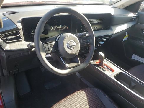 New 2026 Nissan Kicks SR image 10