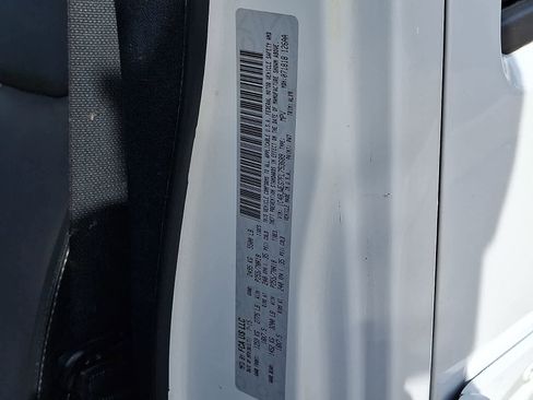 Used 2015 Jeep Wrangler Unlimited Sahara w/ Connectivity Group image 27