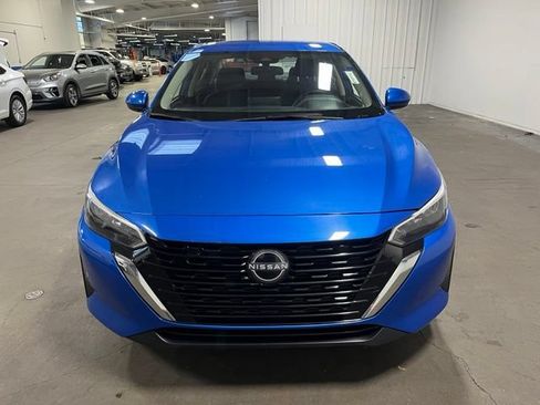 Used 2024 Nissan Sentra SV FWD image 8