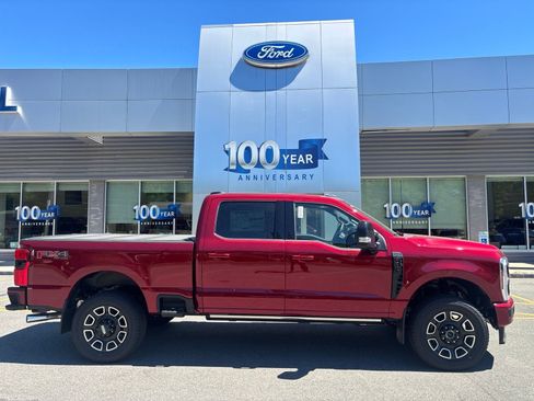 New 2026 Ford F250 Platinum w/ FX4 Off-Road Package AWD/4WD image 2