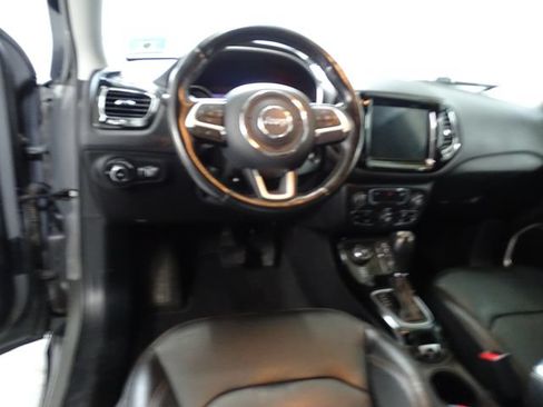Used 2020 Jeep Compass Limited AWD/4WD image 5