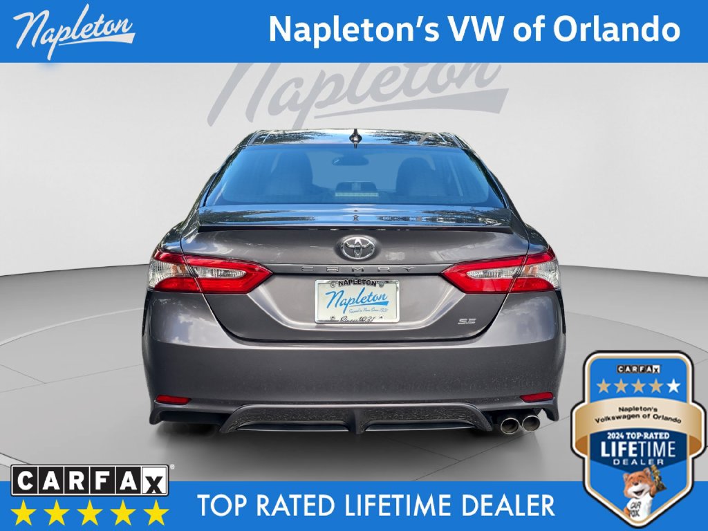 Used 2019 Toyota Camry SE FWD image 4