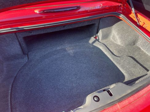 Used 2002 Ford Thunderbird Deluxe image 3