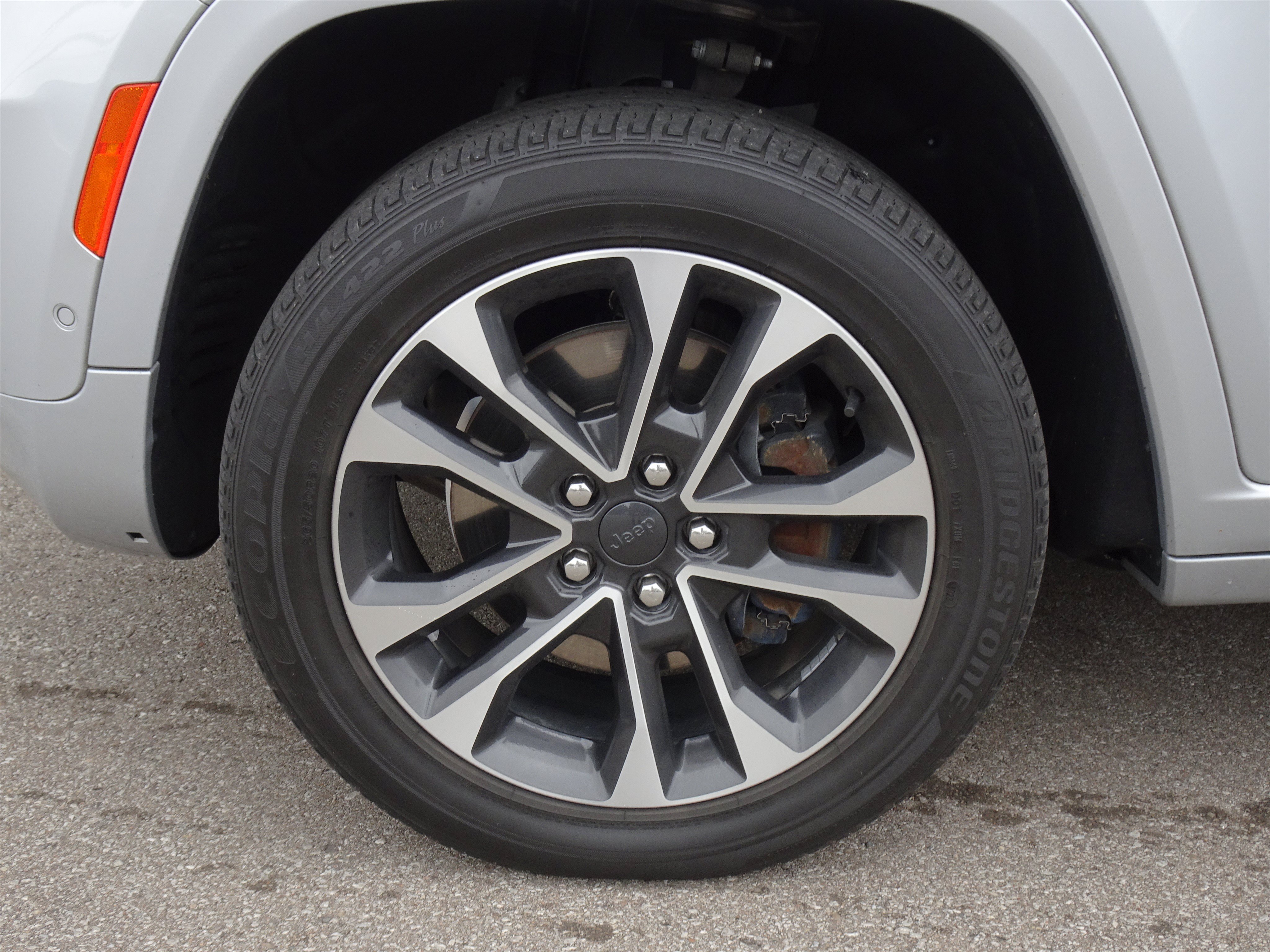 Used 2021 Jeep Grand Cherokee L Overland w/ Luxury Tech Group IV AWD/4WD image 10