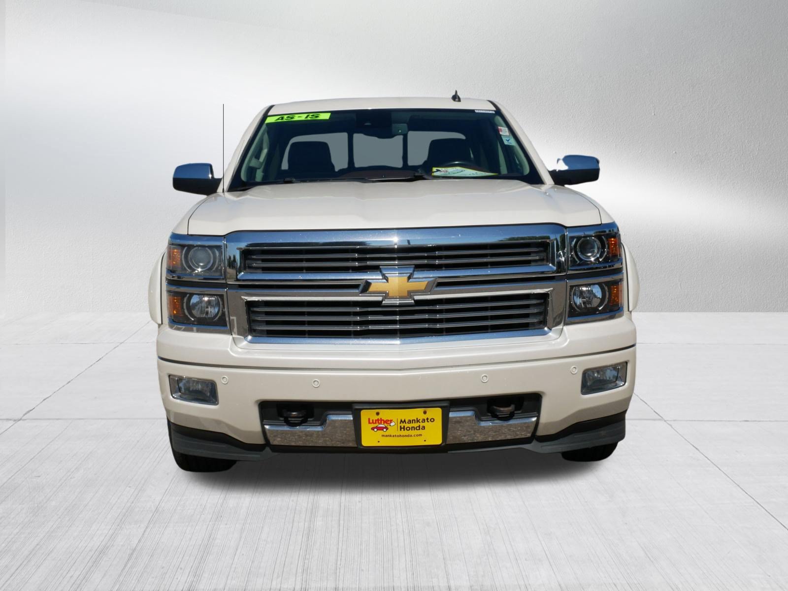 Used 2014 Chevrolet Silverado 1500 High Country w/ High Country Premium Package AWD/4WD image 2