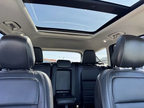 Used 2018 Ford Escape SEL image 37