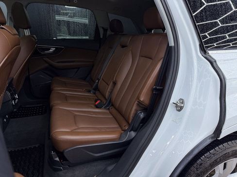 Used 2018 Audi Q7 3.0T Premium Plus w/ Premium Plus Package image 22