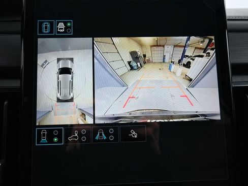New 2026 GMC Acadia AT4 w/ Luxury Package AWD/4WD image 14