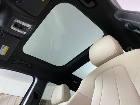 New 2026 Mercedes-Benz GLB 250 4MATIC image 14