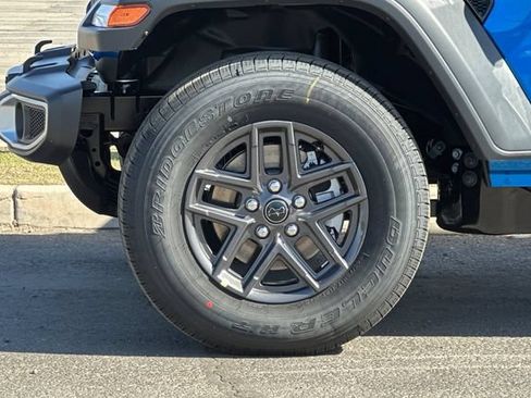 New 2026 Jeep Gladiator Sport AWD/4WD image 23