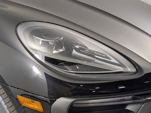 New 2026 Porsche Macan Turbo AWD/4WD image 15