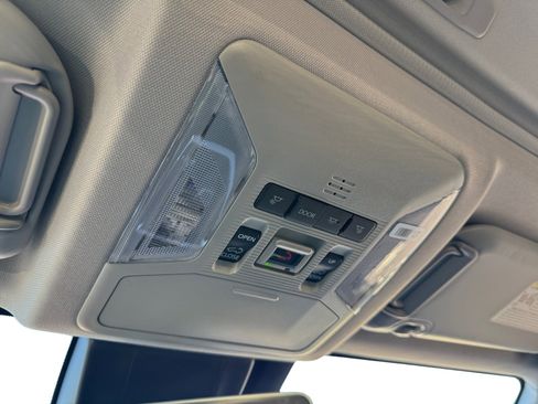 New 2025 Toyota RAV4 Limited image 18