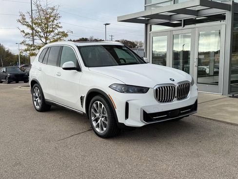 New 2026 BMW X5 xDrive50e w/ Climate Comfort Package image 1