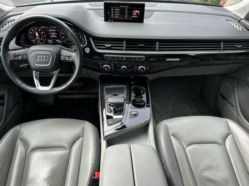 Used 2019 Audi Q7 3.0T Premium Plus image 12