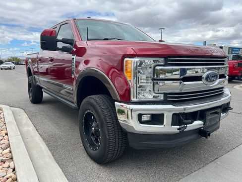 Used 2017 Ford F350 Lariat w/ Lariat Ultimate Package AWD/4WD image 3