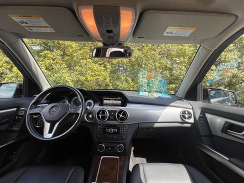 Used 2015 Mercedes-Benz GLK 350 4MATIC image 30