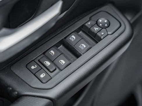 New 2026 RAM 1500 4x4 Crew Cab image 41