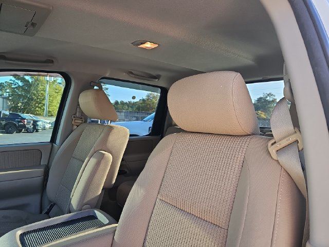 Used 2012 Nissan Titan SV w/ SV Value Truck Pkg RWD image 14