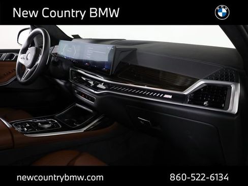 Used 2026 BMW X7 M60i AWD/4WD image 44