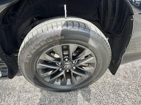 Used 2020 Lexus GX 460 Premium w/ Premium Package AWD/4WD image 16