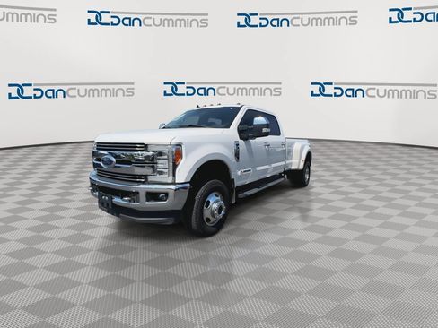 Used 2019 Ford F350 Lariat w/ Lariat Ultimate Package AWD/4WD image 4
