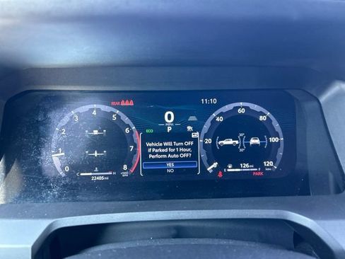 Certified 2025 Toyota Tacoma TRD Off-Road AWD/4WD image 13