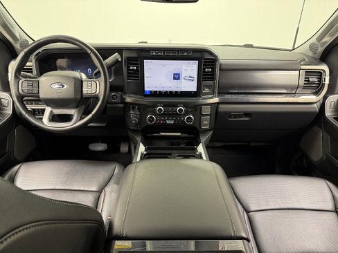Used 2024 Ford F250 Lariat image 32