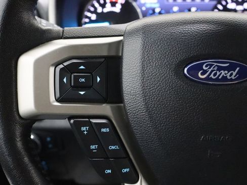 Used 2021 Ford F250 Lariat image 28