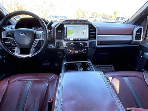 Used 2022 Ford F250 Platinum w/ FX4 Off-Road Package image 15