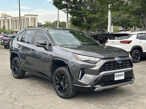Used 2024 Toyota RAV4 XSE w/ Weather Package AWD/4WD image 1