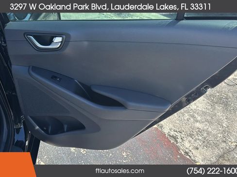 Used 2017 Hyundai Ioniq SEL w/ Tech Package 02 image 33