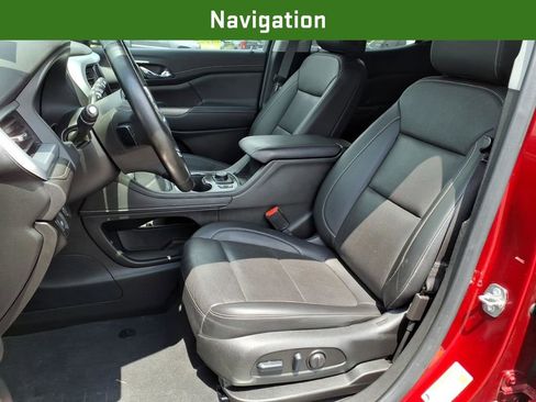 Certified 2023 GMC Acadia SLT FWD image 15
